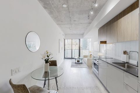 Photo 16 at 508 - 161 Roehampton Avenue, Mount Pleasant West, Toronto