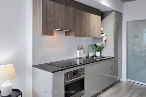 Photo 19 at 508 - 161 Roehampton Avenue, Mount Pleasant West, Toronto