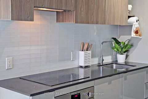 Photo 20 at 508 - 161 Roehampton Avenue, Mount Pleasant West, Toronto