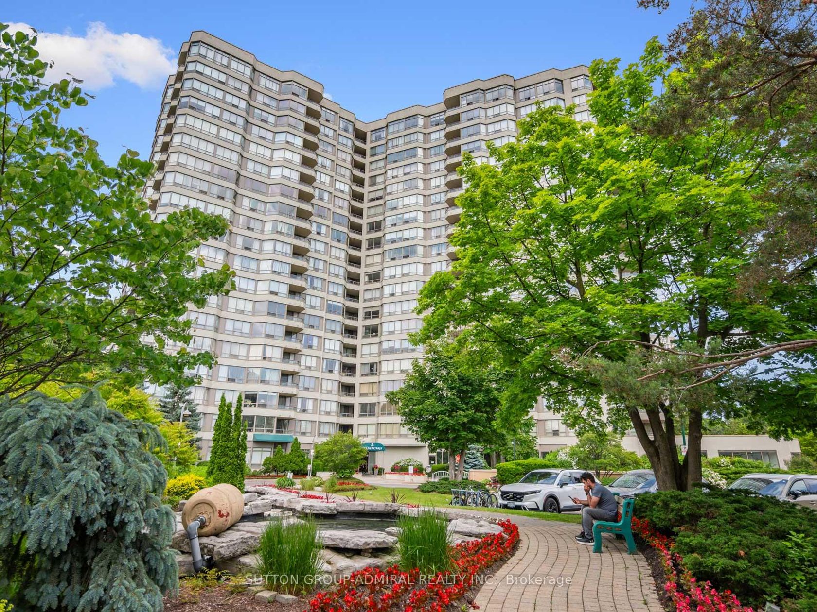 1904 - 175 Bamburgh Circle, Steeles, Toronto 