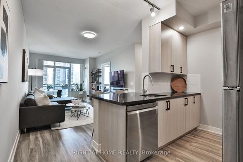 Photo 2 at 2308 - 28 Linden Street, North St. James Town, Toronto