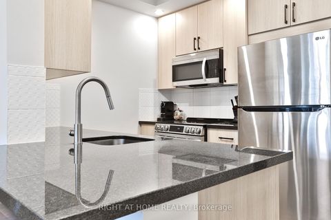 Photo 4 at 2308 - 28 Linden Street, North St. James Town, Toronto
