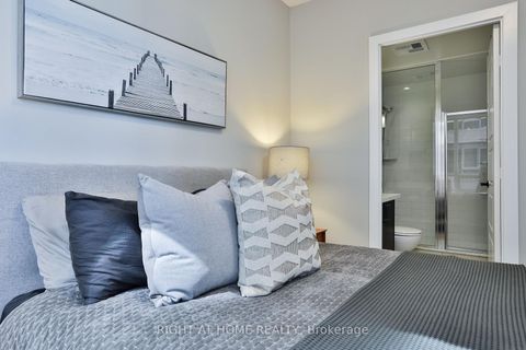 Photo 14 at 2308 - 28 Linden Street, North St. James Town, Toronto