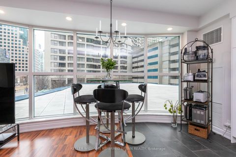 Photo 5 at 302 - 77 Harbour Square, Waterfront Communities C1, Toronto
