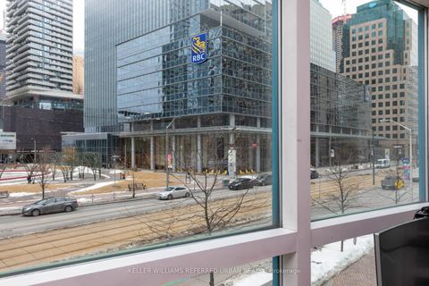 Photo 23 at 302 - 77 Harbour Square, Waterfront Communities C1, Toronto