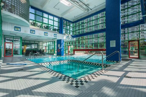 Photo 26 at 302 - 77 Harbour Square, Waterfront Communities C1, Toronto