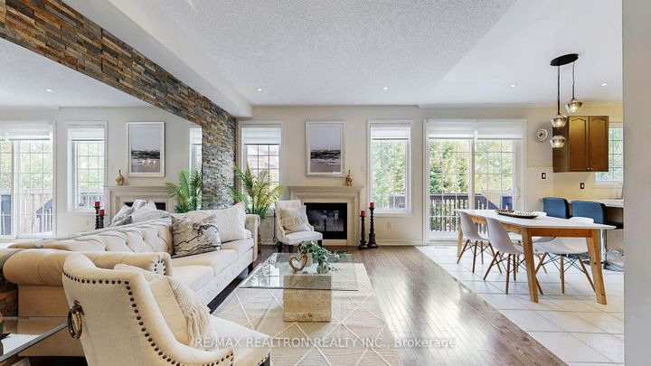 Photo 4 at 70 Albright Crescent, Jefferson, Richmond Hill
