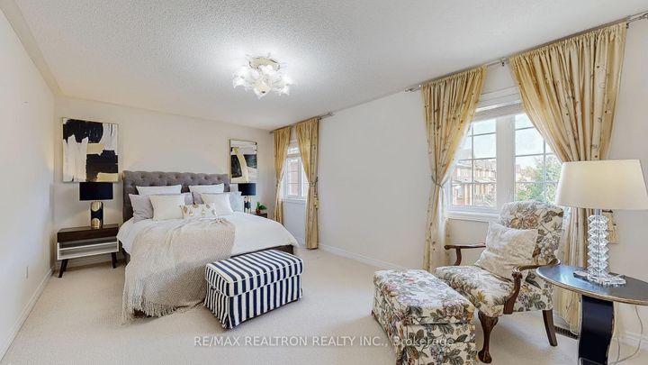 Photo 13 at 70 Albright Crescent, Jefferson, Richmond Hill