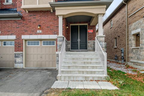 Photo 6 at 94 Drizzel Crescent, Oak Ridges, Richmond Hill