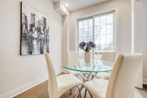 Photo 13 at 94 Drizzel Crescent, Oak Ridges, Richmond Hill