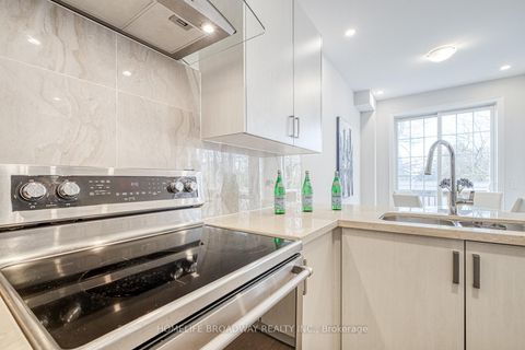 Photo 16 at 94 Drizzel Crescent, Oak Ridges, Richmond Hill