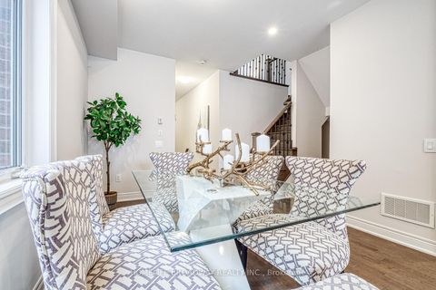 Photo 18 at 94 Drizzel Crescent, Oak Ridges, Richmond Hill