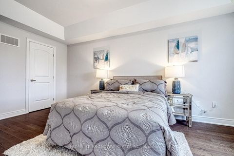 Photo 25 at 94 Drizzel Crescent, Oak Ridges, Richmond Hill