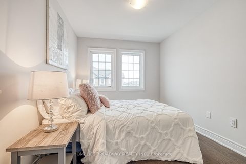Photo 31 at 94 Drizzel Crescent, Oak Ridges, Richmond Hill