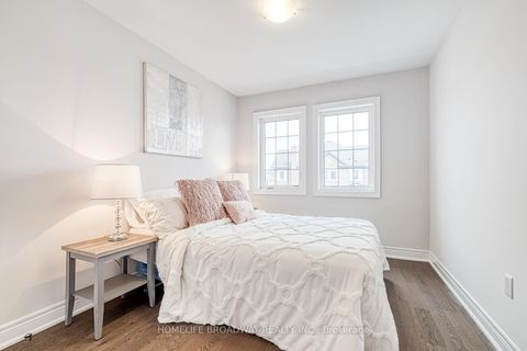 Photo 32 at 94 Drizzel Crescent, Oak Ridges, Richmond Hill