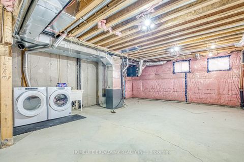 Photo 33 at 94 Drizzel Crescent, Oak Ridges, Richmond Hill