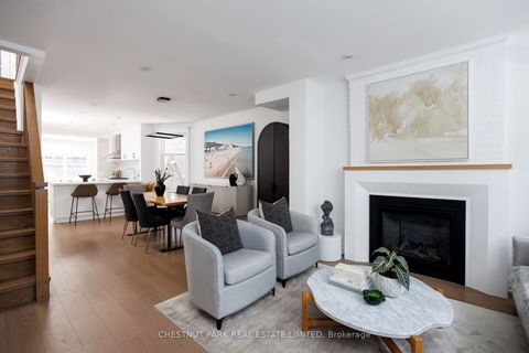 Photo 4 at 33 Tennis Crescent, North Riverdale, Toronto