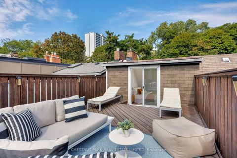 Photo 35 at 33 Tennis Crescent, North Riverdale, Toronto