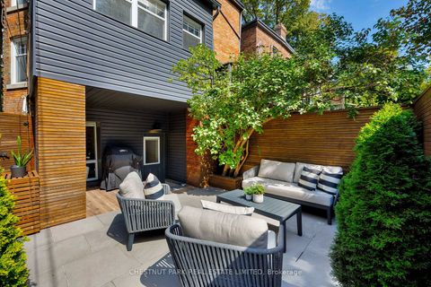 Photo 44 at 33 Tennis Crescent, North Riverdale, Toronto
