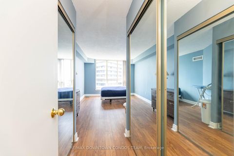 Photo 13 at 2213 - 44 St Joseph Street, Bay Street Corridor, Toronto