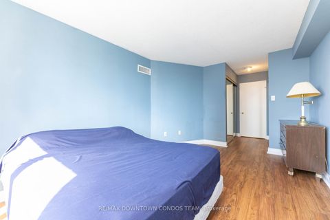 Photo 15 at 2213 - 44 St Joseph Street, Bay Street Corridor, Toronto