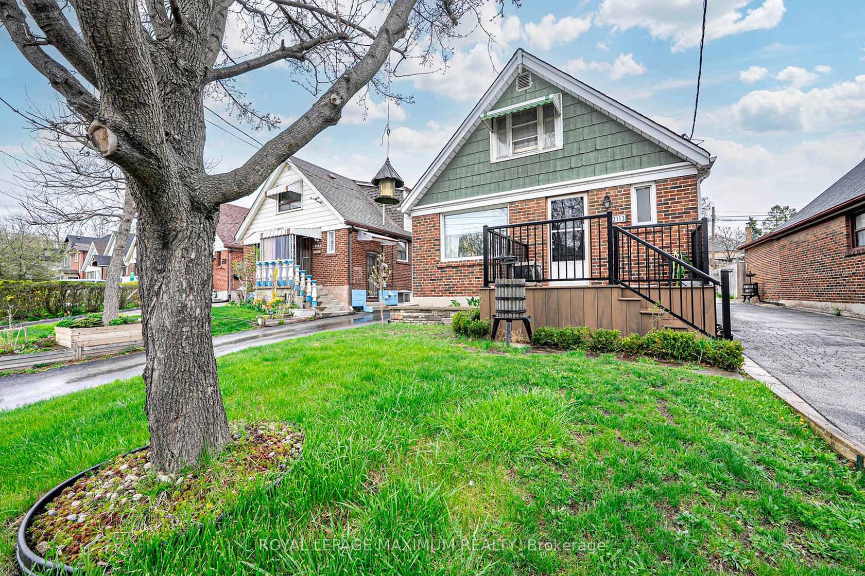 2113 Keele Street, Greenbrook, Toronto 