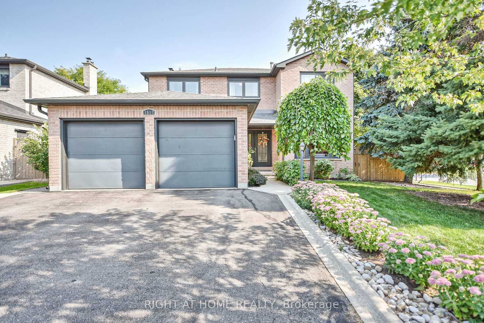 1517 Queensbury Crescent, CP College Park, Oakville 