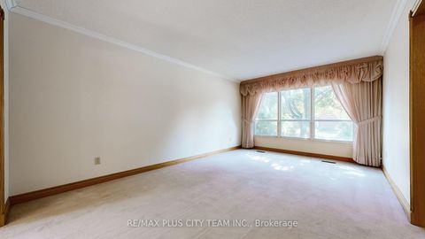 Photo 3 at 47 Acheson Boulevard, Centennial Scarborough, Toronto
