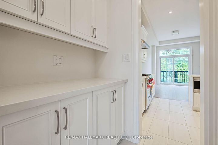 Photo 8 at 5 West Village Lane, Angus Glen, Markham