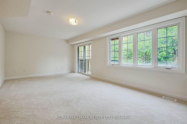 Photo 14 at 5 West Village Lane, Angus Glen, Markham