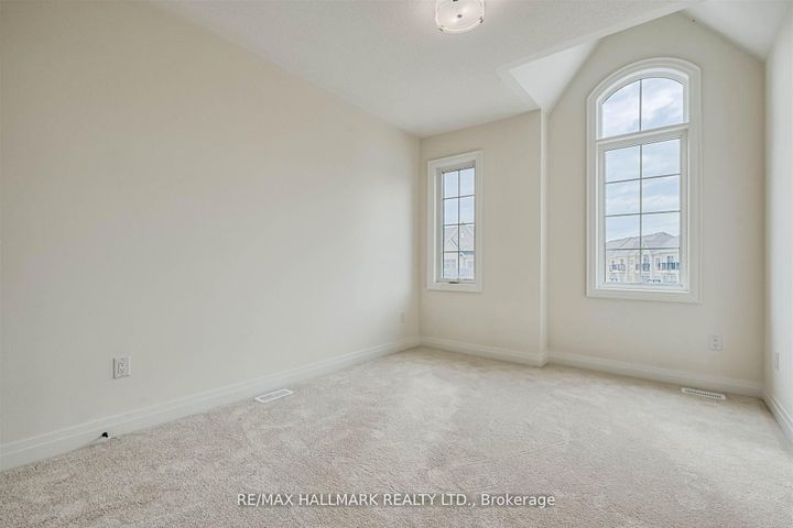 Photo 20 at 5 West Village Lane, Angus Glen, Markham