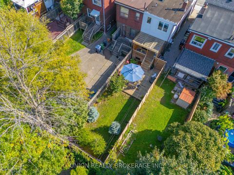 Photo 31 at 26 Greenwood Avenue, South Riverdale, Toronto