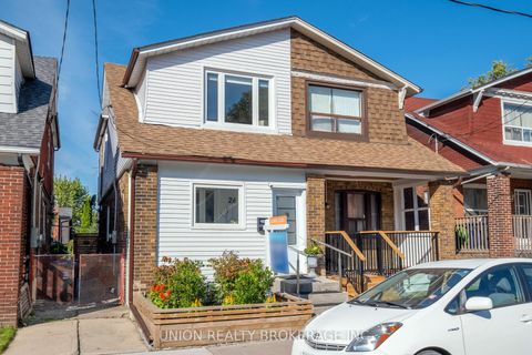 Photo 35 at 26 Greenwood Avenue, South Riverdale, Toronto