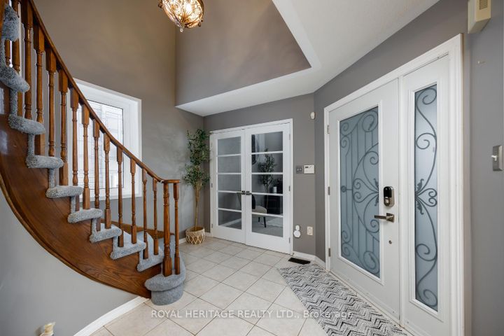 Photo 1 at 1545 Arborwood Drive, Taunton, Oshawa