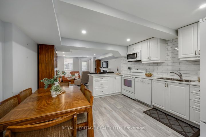 Photo 17 at 1545 Arborwood Drive, Taunton, Oshawa