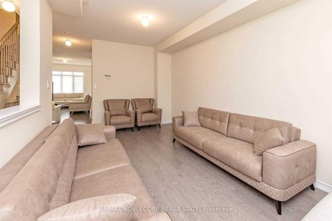 Photo 6 at 144 Sunset Terrace, Vellore Village, Vaughan Photo 6 at 144 Sunset Terrace, Vellore Village, Vaughan