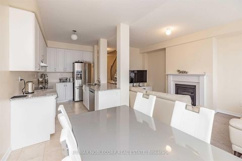 Photo 10 at 144 Sunset Terrace, Vellore Village, Vaughan Photo 10 at 144 Sunset Terrace, Vellore Village, Vaughan