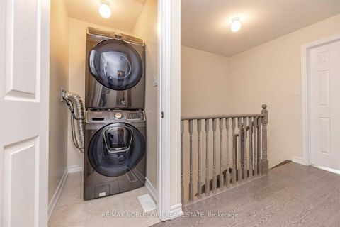 Photo 18 at 144 Sunset Terrace, Vellore Village, Vaughan
