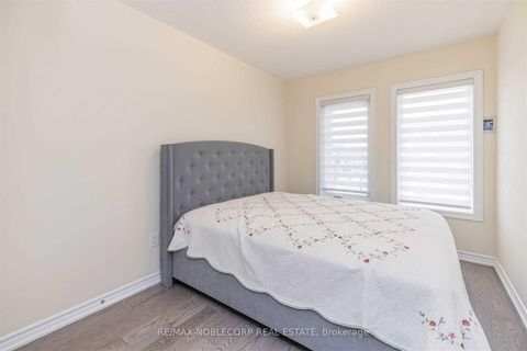 Photo 19 at 144 Sunset Terrace, Vellore Village, Vaughan