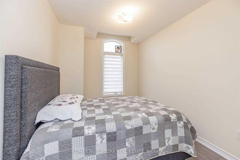 Photo 20 at 144 Sunset Terrace, Vellore Village, Vaughan Photo 20 at 144 Sunset Terrace, Vellore Village, Vaughan