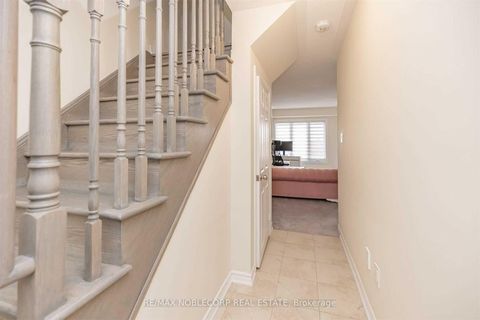 Photo 22 at 144 Sunset Terrace, Vellore Village, Vaughan