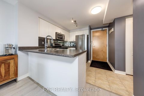 Photo 7 at 1510 - 212 Eglinton Avenue E, Mount Pleasant West, Toronto Photo 7 at 1510 - 212 Eglinton Avenue E, Mount Pleasant West, Toronto