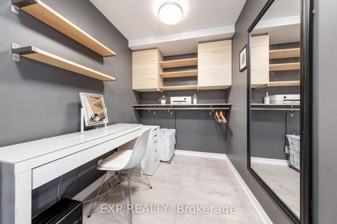 Photo 15 at 1510 - 212 Eglinton Avenue E, Mount Pleasant West, Toronto