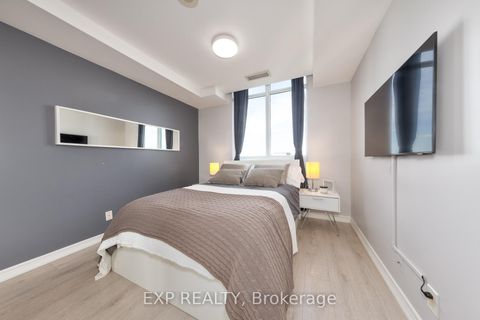 Photo 17 at 1510 - 212 Eglinton Avenue E, Mount Pleasant West, Toronto