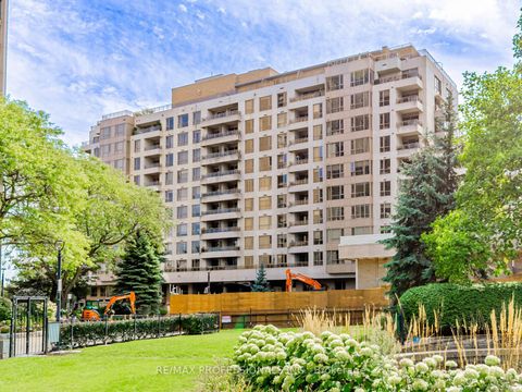 Photo 1 at 802 - 2662 Bloor Street W, Kingsway South, Toronto