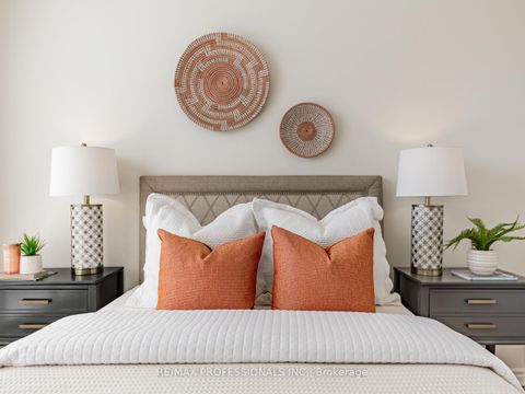 Photo 19 at 802 - 2662 Bloor Street W, Kingsway South, Toronto