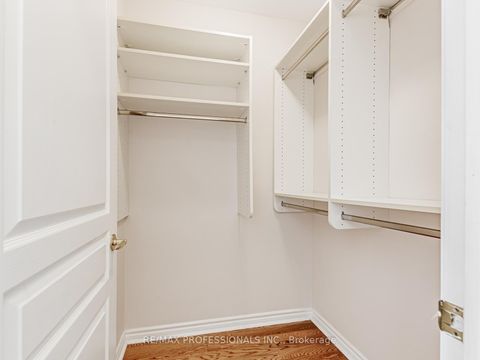Photo 24 at 802 - 2662 Bloor Street W, Kingsway South, Toronto