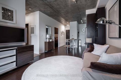 Photo 0 at 413 - 1 Shaw Street, Niagara, Toronto
