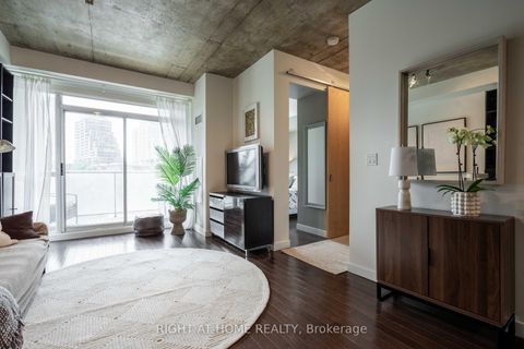 Photo 4 at 413 - 1 Shaw Street, Niagara, Toronto