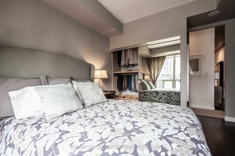 Photo 6 at 413 - 1 Shaw Street, Niagara, Toronto